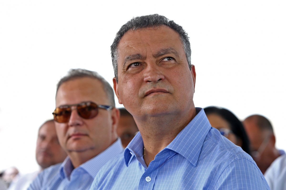 Em acordo com oposição, Alba não deve votar contas de Rui essa semana