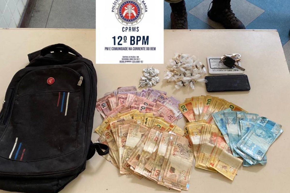 PM prende homem suspeito de tráfico com mais de R$ 6 mil e porções de maconha