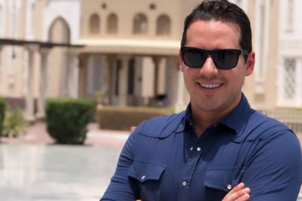 Fazendo a linha tô nem aí para a Globo, Dony de Nuccio curte os Emirados Árabes