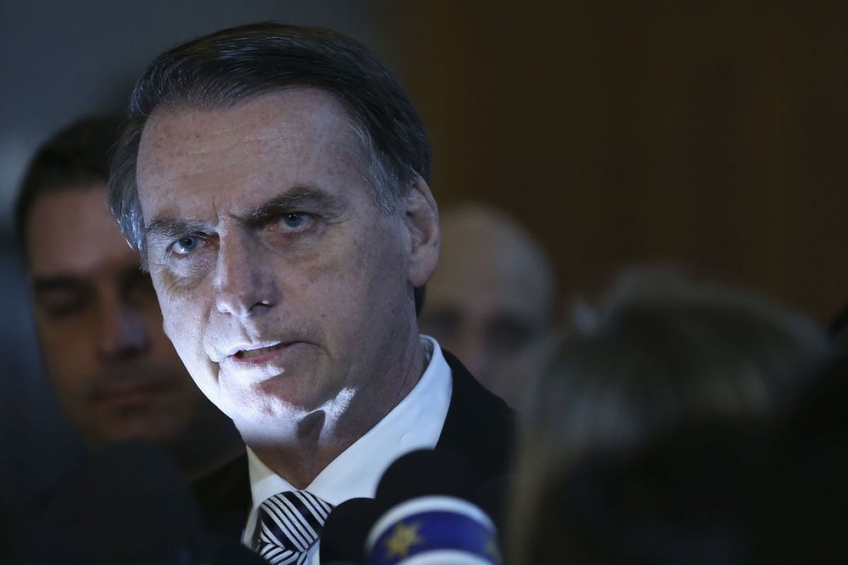 'A Ford queria subsidios e devia falar a verdade" diz Bolsonaro sobre fechamento de fabricas