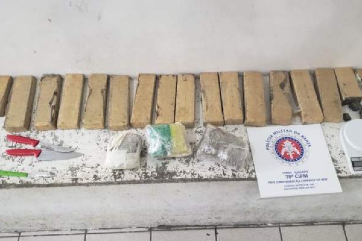 Polícia apreende 19 tabletes de maconha encontrados em Vitória da Conquista