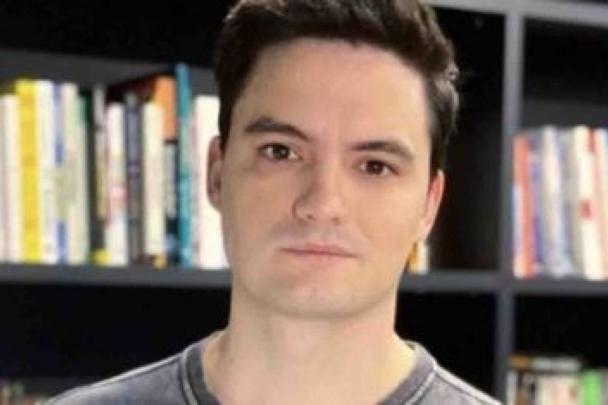 Felipe Neto decide processar pesquisadora do Butantan por ofensas