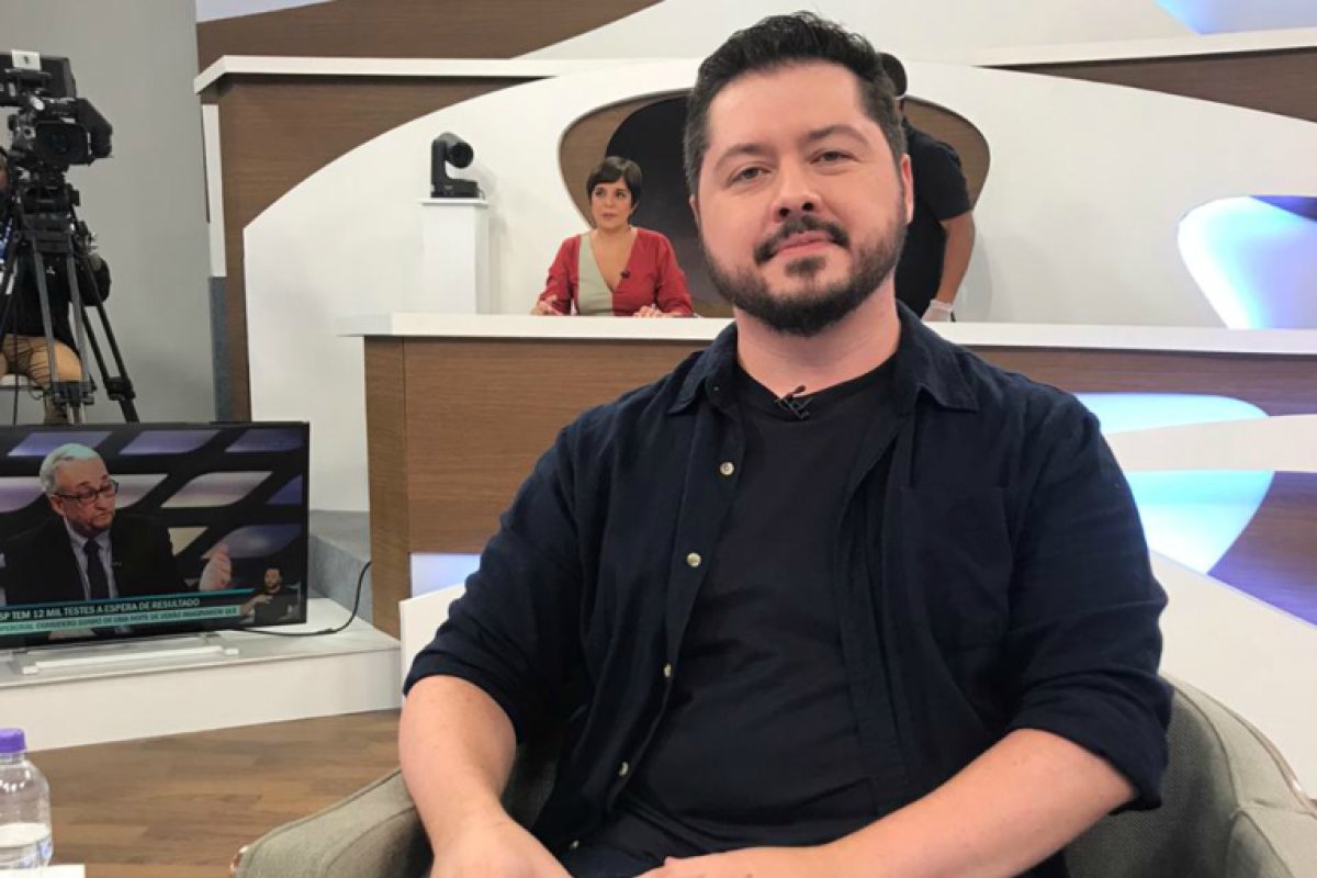 Átila Iamarino prega autoritarismo e recebe críticas nas redes