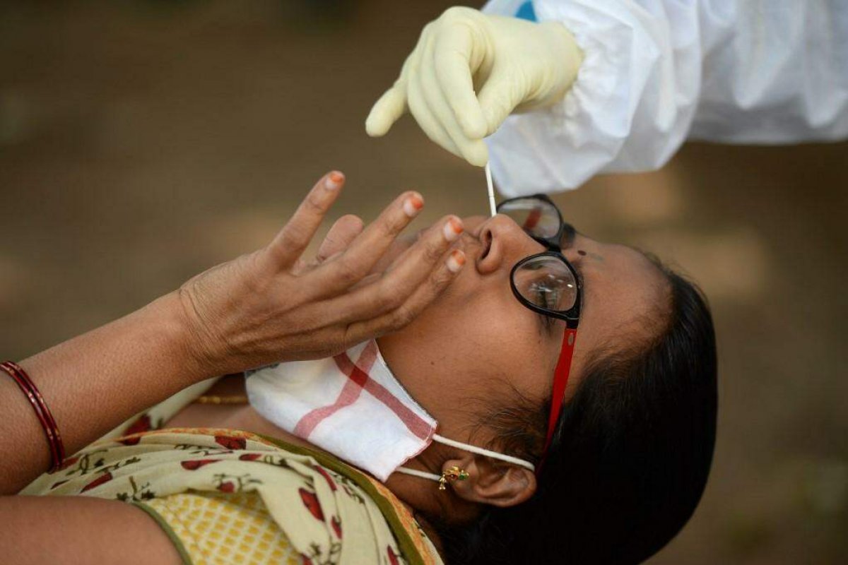 Estudo britânico sugere que infecção por Covid-19 garante imunidade por 5 meses
