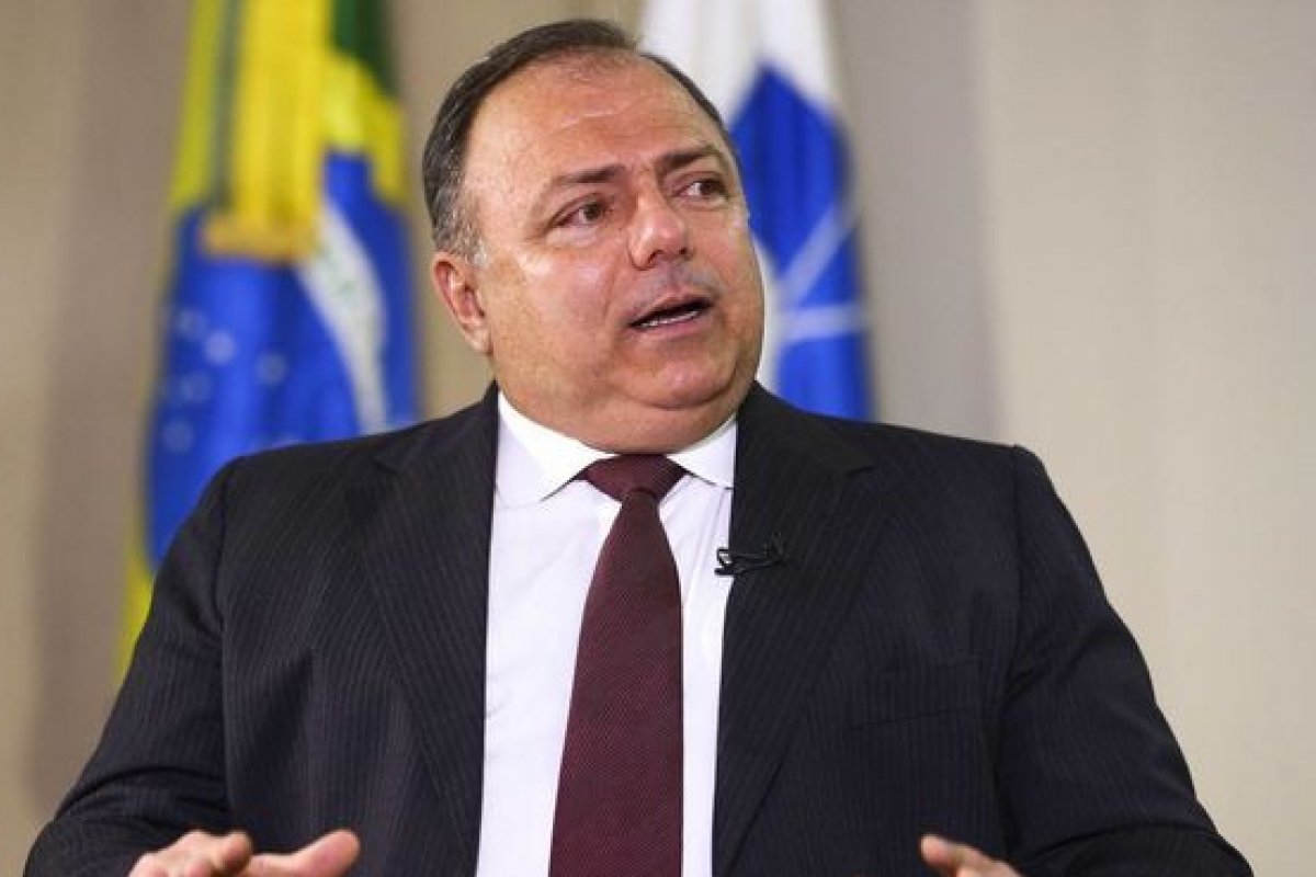 Prefeitos se reúnem com Pazuello nesta quinta-feira (14) para debater início da vacinação