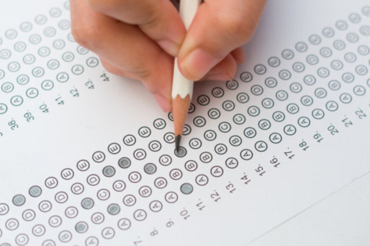 Método de correção do Enem dará nota menor para quem chuta questões