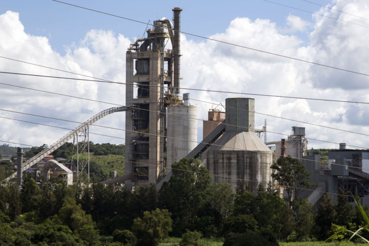 Bahia apresenta maior crescimento industrial de outubro para novembro de 2020, diz IBGE