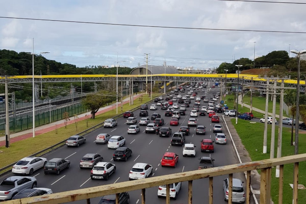 Boletim de trânsito: obras provocam alterações em trajetos