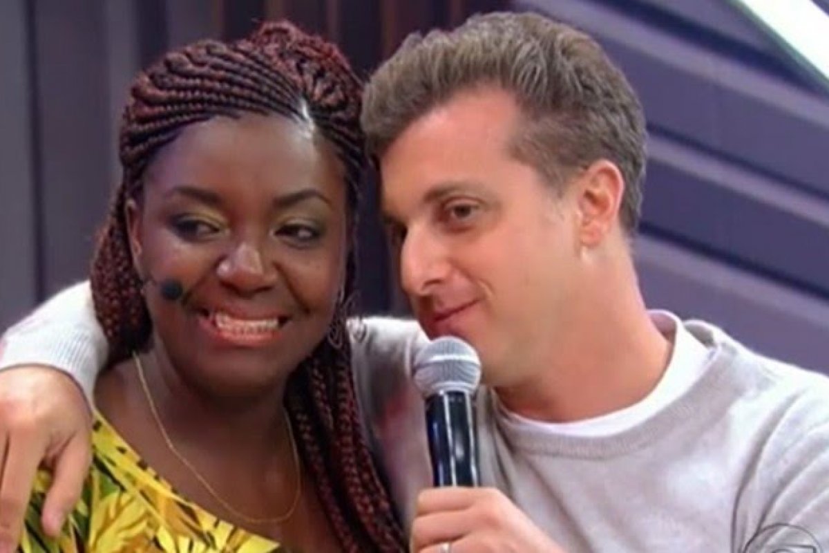 TV Globo é condenada a indenizar manicure que ganhou prêmios no Caldeirão do Huck