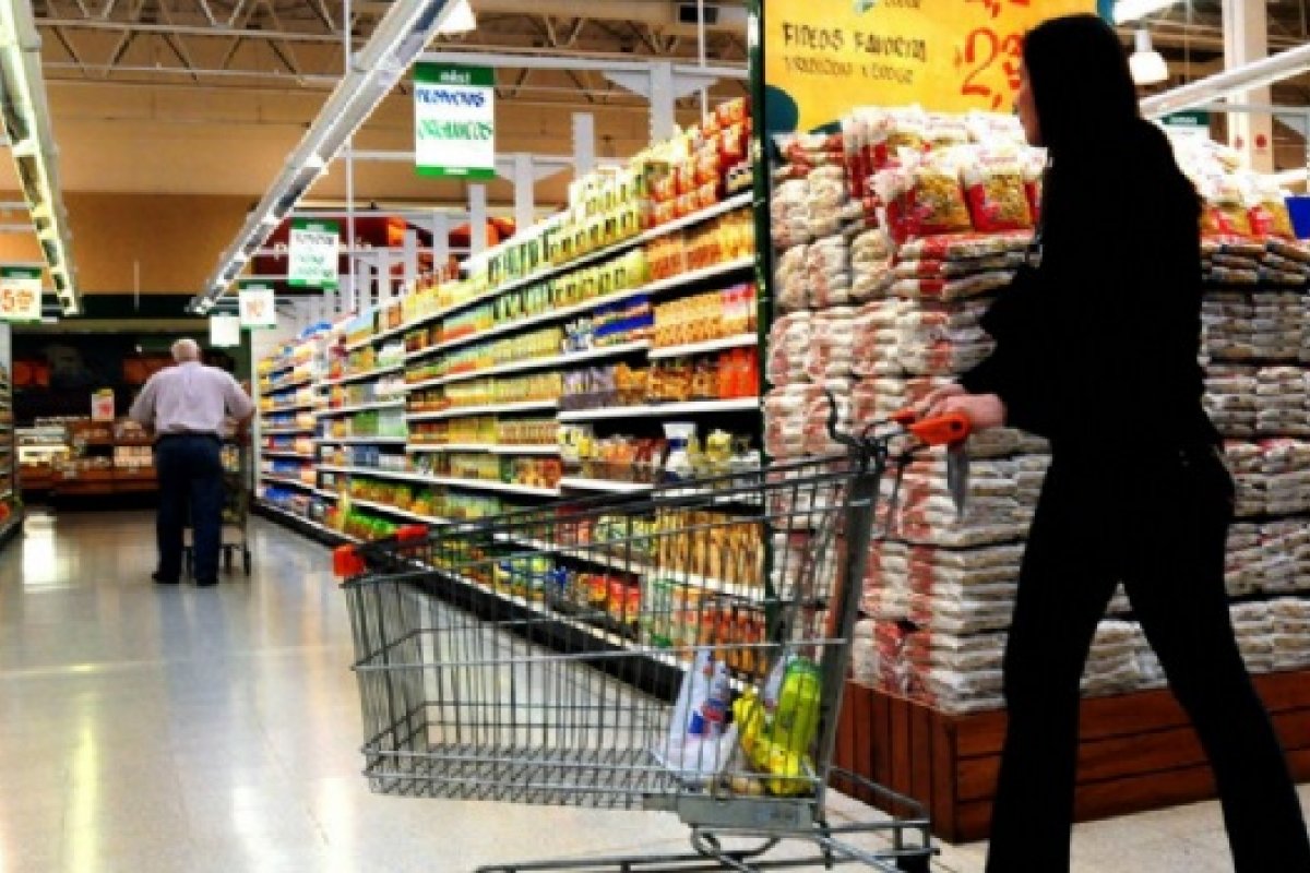 IBGE: Vendas do varejo caem 0,1% após 6 altas seguidas