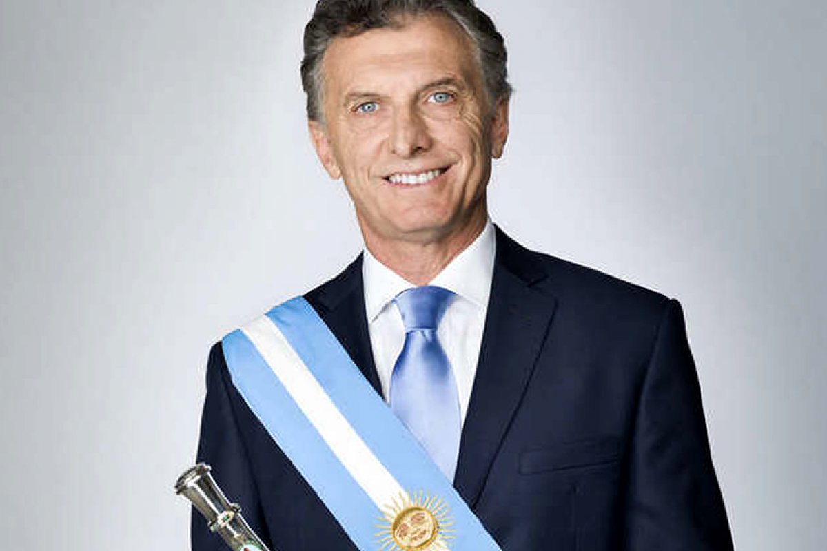Após derrota nas eleições primárias, Macri anuncia medidas econômicas para aliviar o bolso dos argentinos