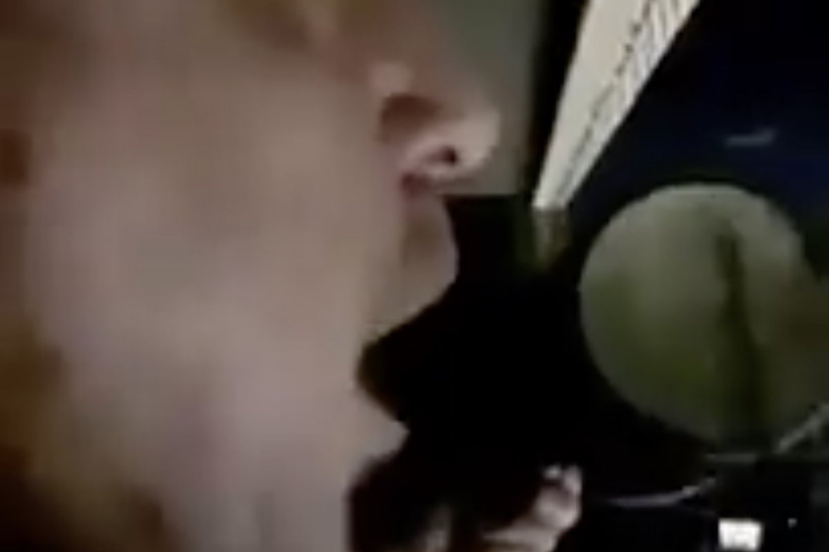 Vídeo: Ciro Gomes bate panela sozinho contra Bolsonaro