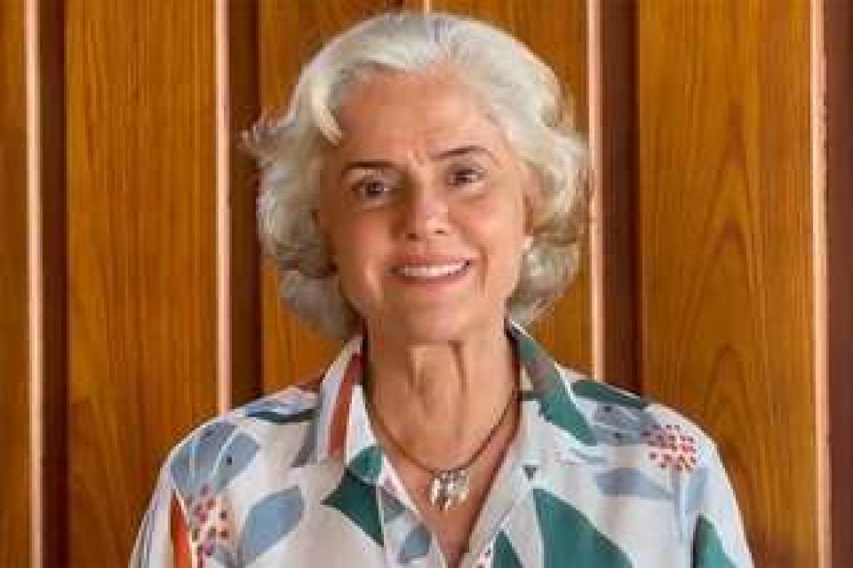 Aos 74 anos, Marieta Severo grava vídeo sobre sua luta contra a covid-19