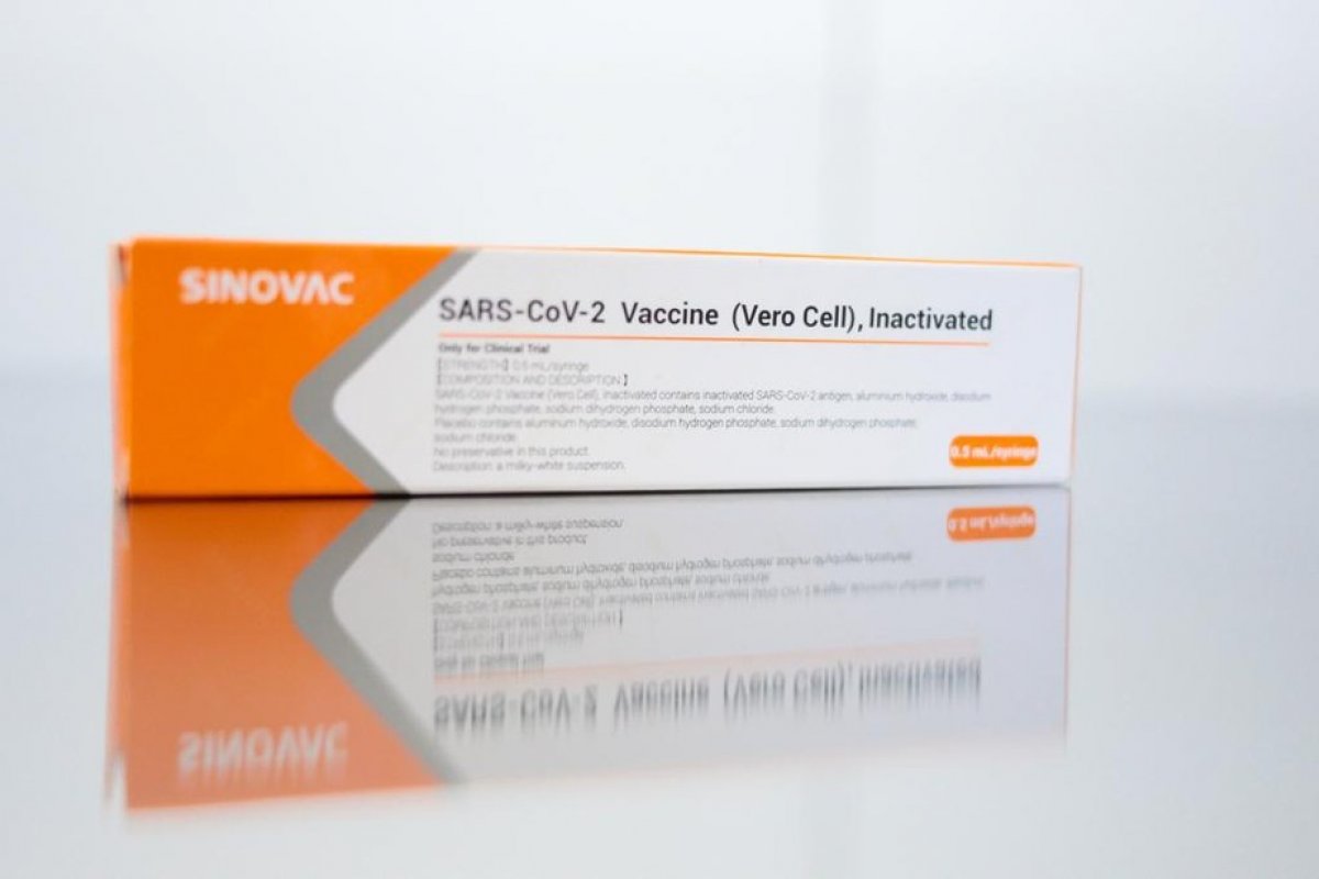 Anvisa recomenda uso emergencial da Coronavac