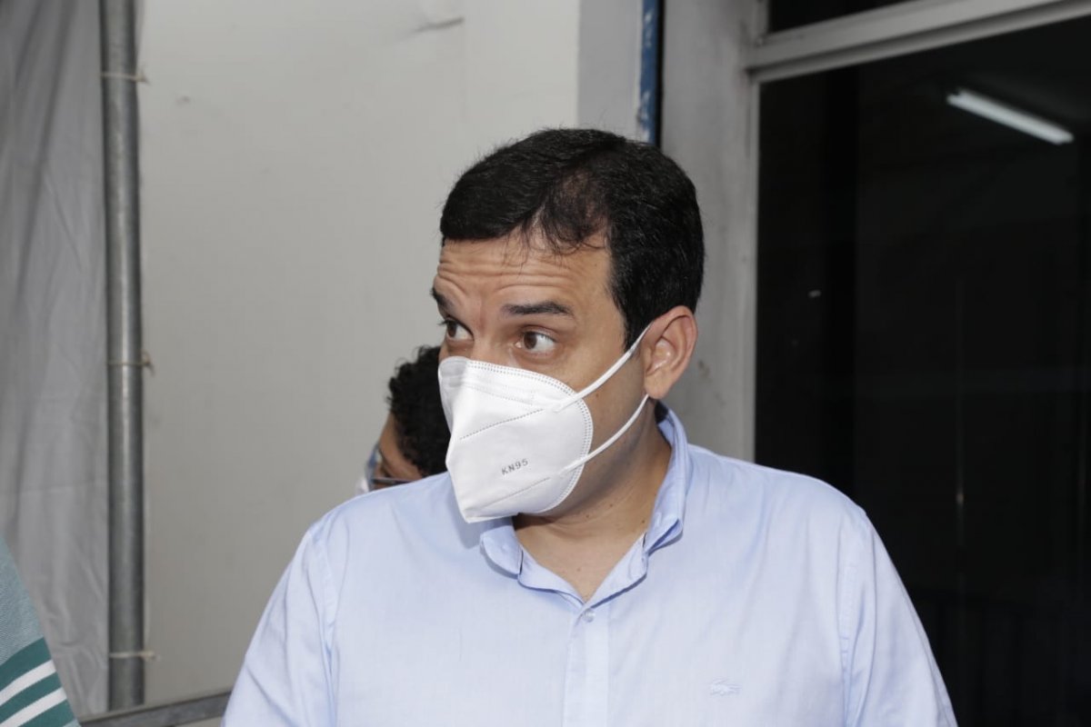 Léo Prates afirma que vacinação em Salvador começará em até 72h após governo federal encaminhar doses