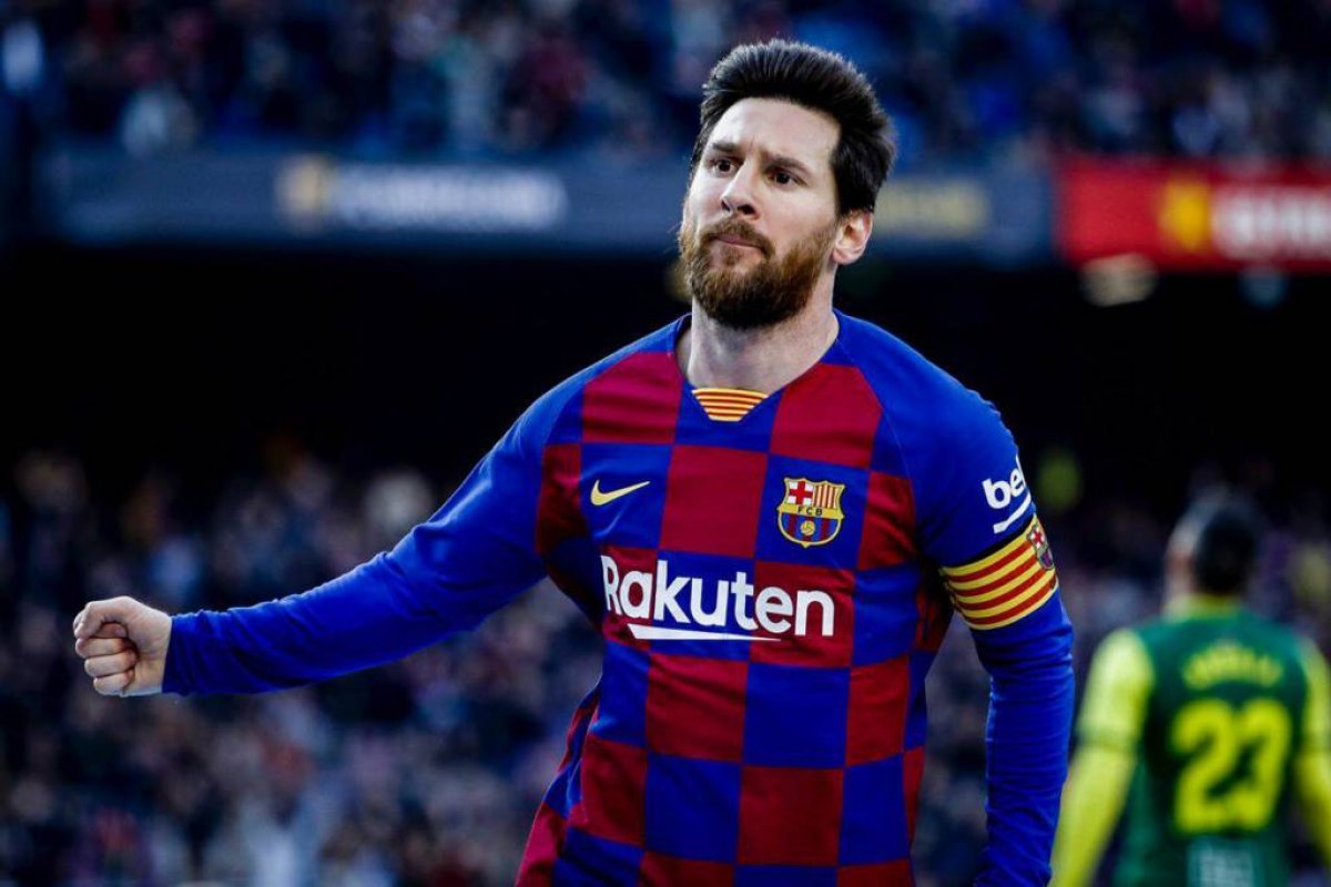 Em entrevista, diretor do PSG confirma interesse do clube francês em Lionel Messi