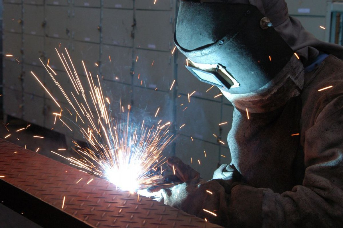 Produção de aço caiu 4,9% em 2020, informa o Instituto Aço Brasil