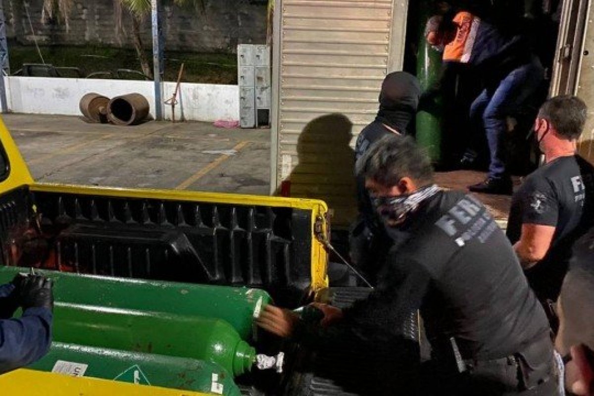 Empresa de distribuição de cilindros em Manaus acusa governo de roubar produtos para fornecer a hospitais