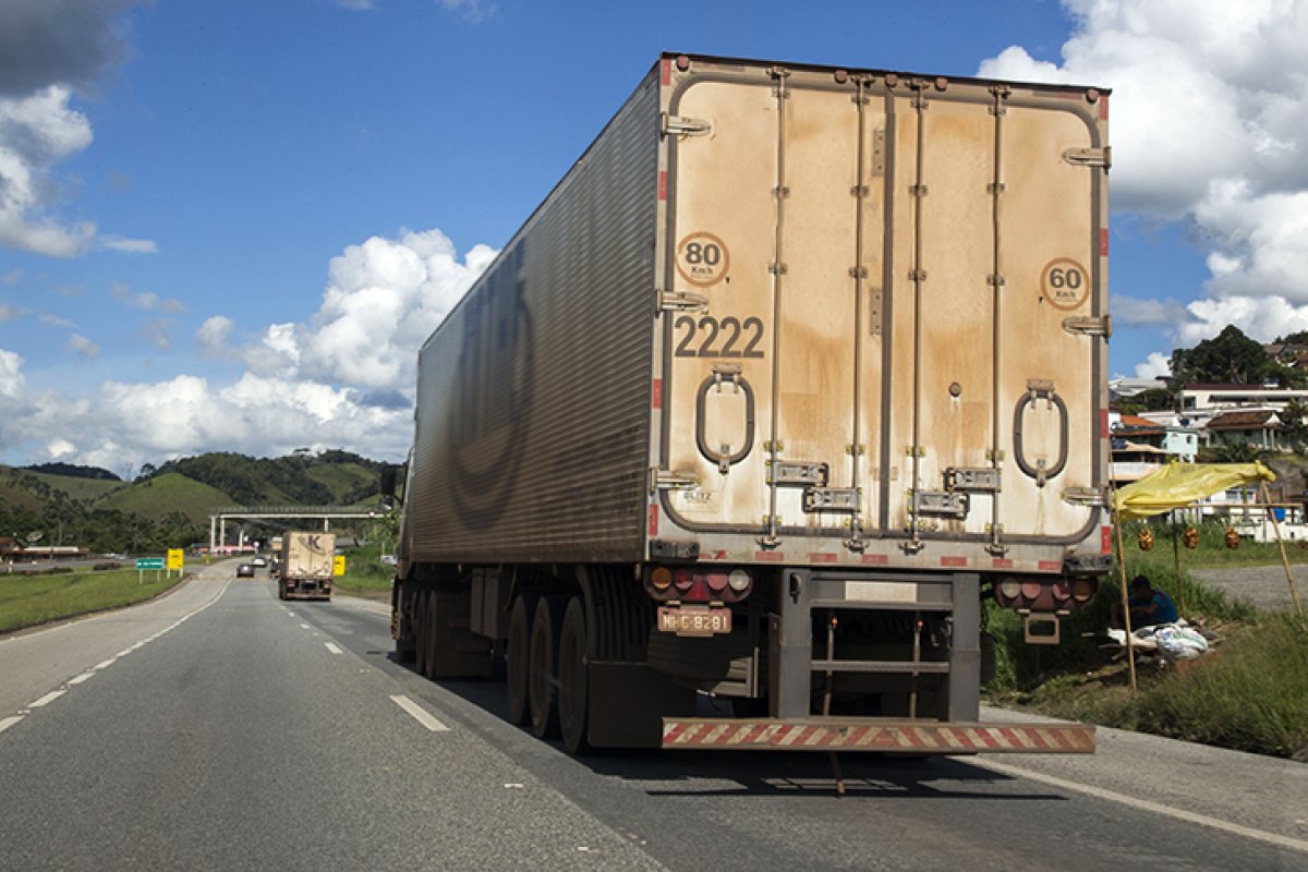 Governo reajusta tabela de frete rodoviário