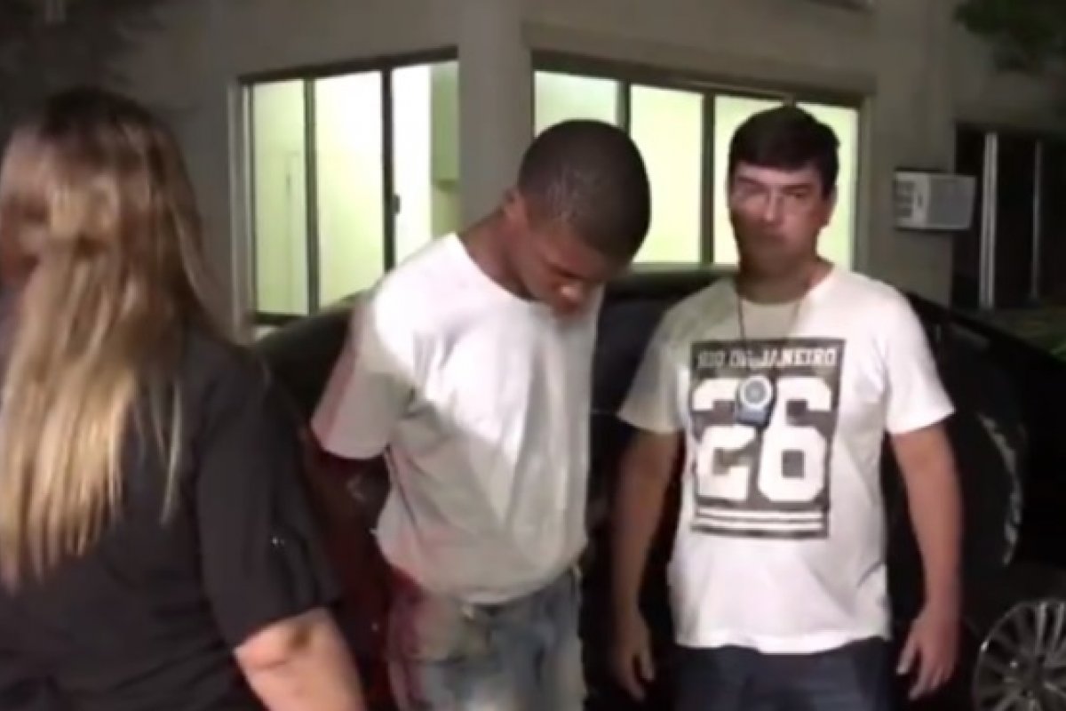 Filhos da deputada Flordelis são indiciados pelo assassinato de pastor