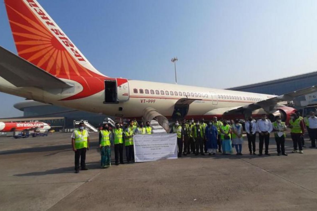 Vacinas contra Covid-19 começam a ser exportadas da Índia para Butão de Maldivas