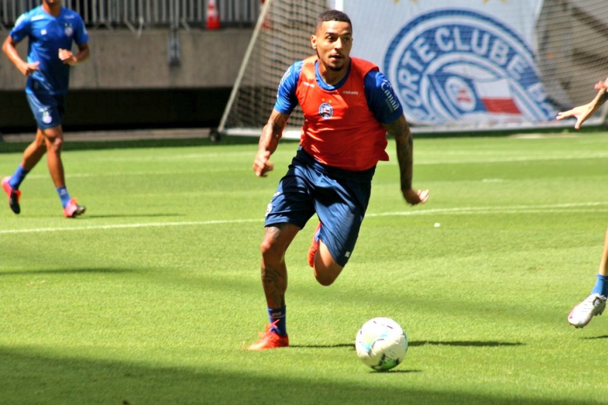 Precisando vencer e secar adversários para deixar Z-4, Bahia recebe o Athletico-PR na Fonte Nova