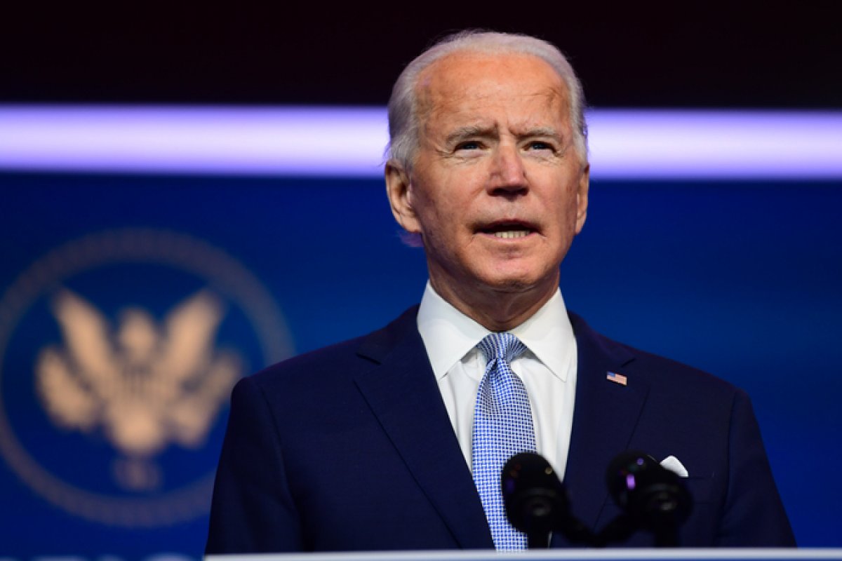 Biden anuncia retorno dos EUA à OMS e ao Acordo de Paris