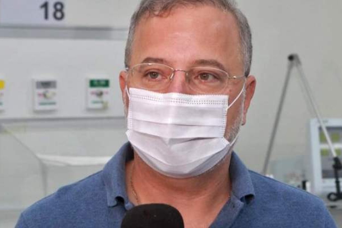 "Vão vender para outros países", diz Vilas Boas sobre demora na decisão do STF sobre a Bahia comprar a vacina da Sputnik V