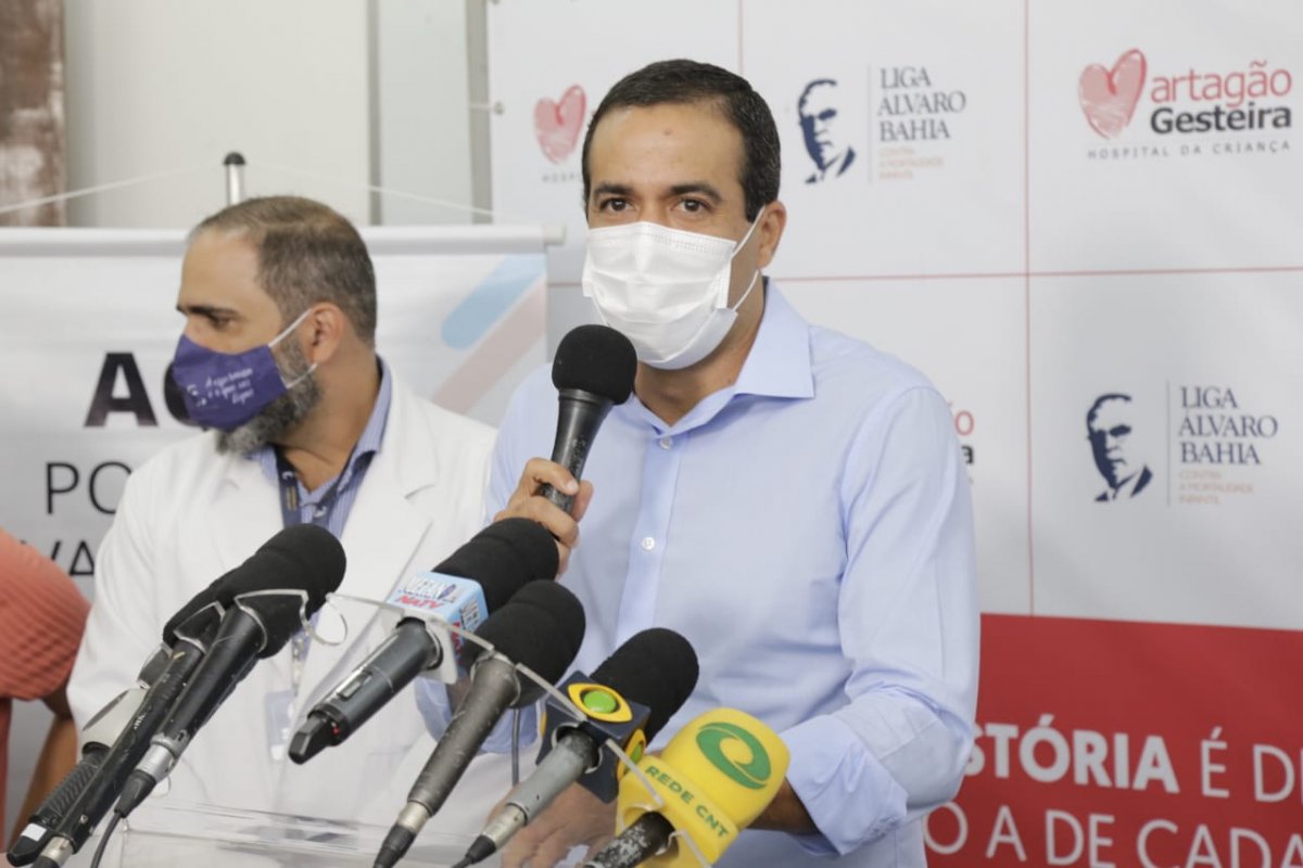 Bruno diz que prefeitura negocia com a Moderna e com a Johnson para aquisição de novas vacinas