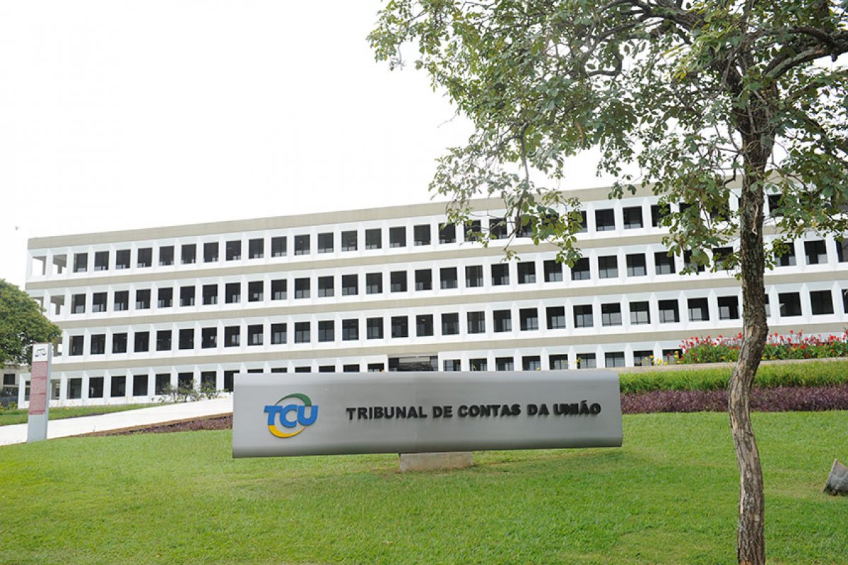 Decisão do TCU pode acabar de vez com auxílio emergencial