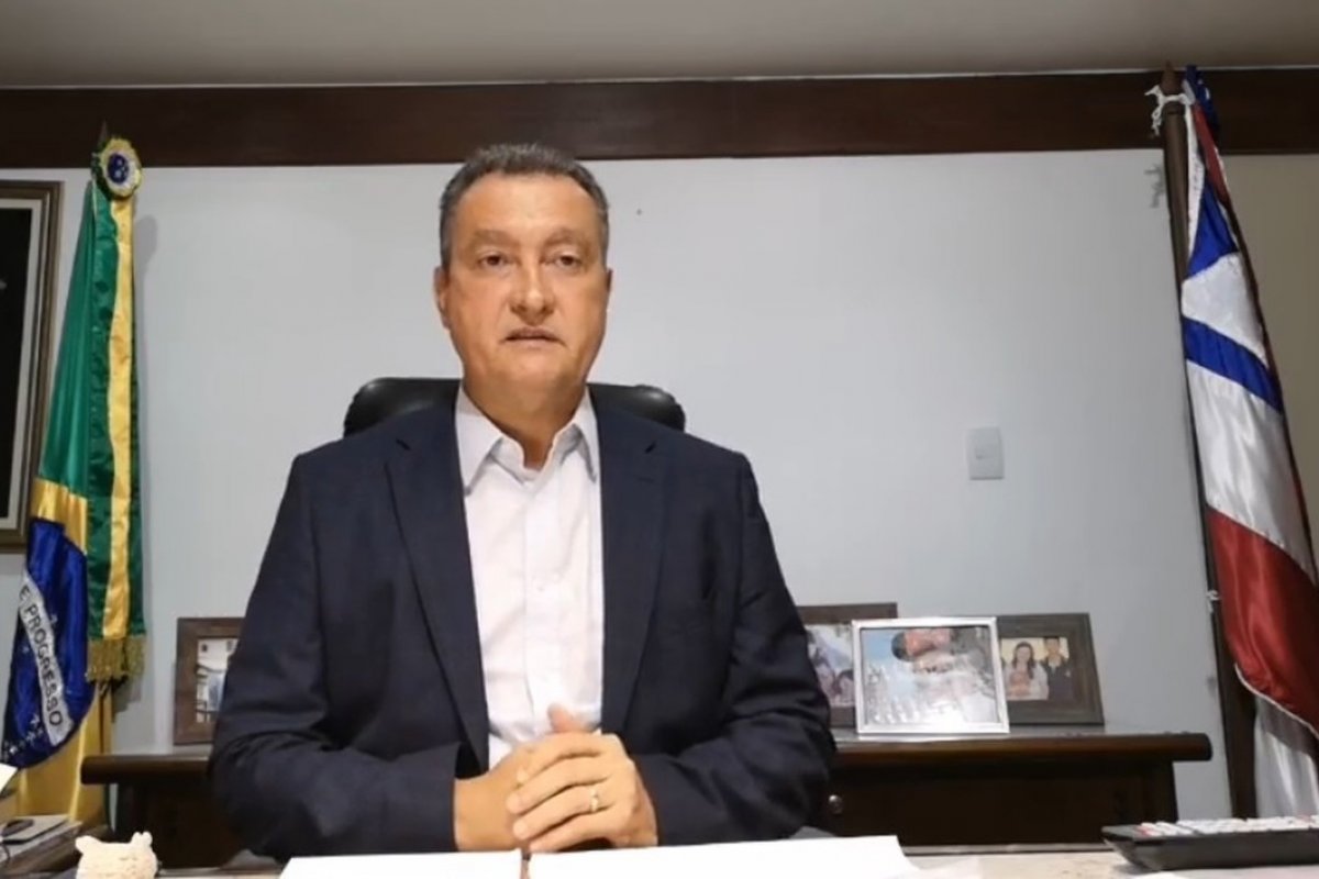 Rui Costa assina nomeações de Trindade e Sérgio Silva