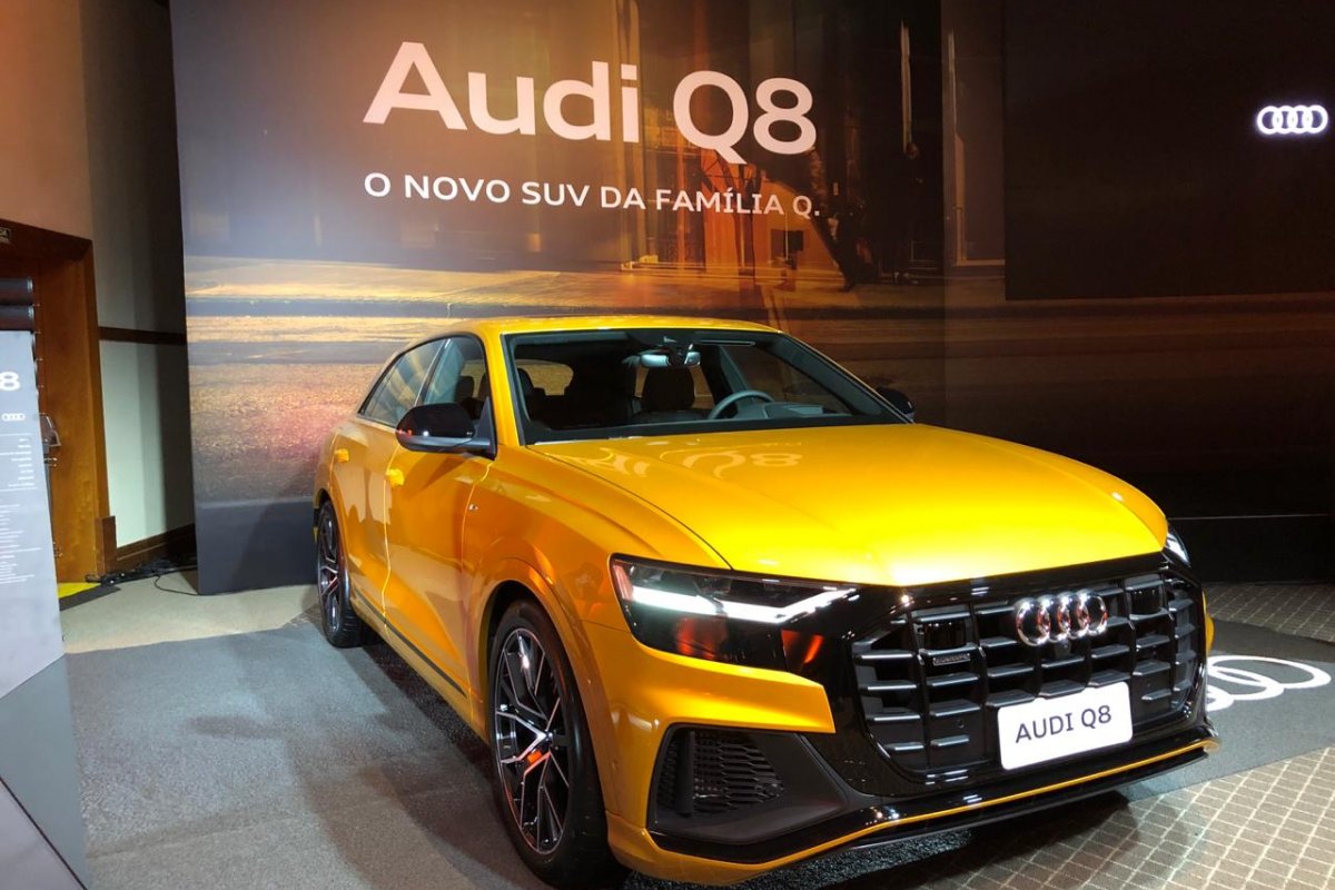 Audi Q8 estreia no país com motor híbrido por R$ 471,9 mil