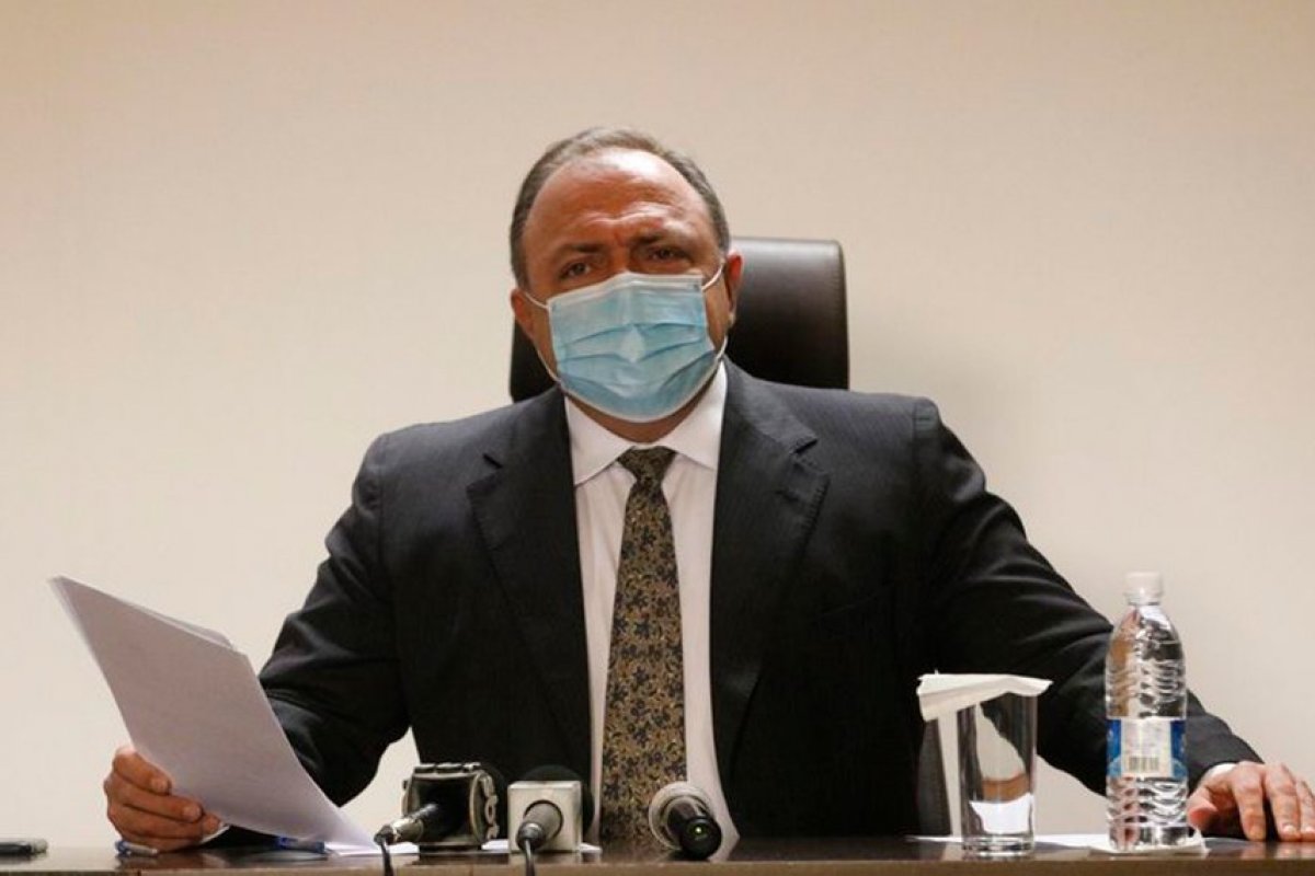 Pazuello afirma que "Não há data exata" sobre importação de vacinas da Índia