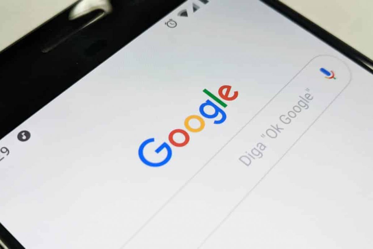 Google fecha acordo para remunerar diariamente jornais da França por notícias