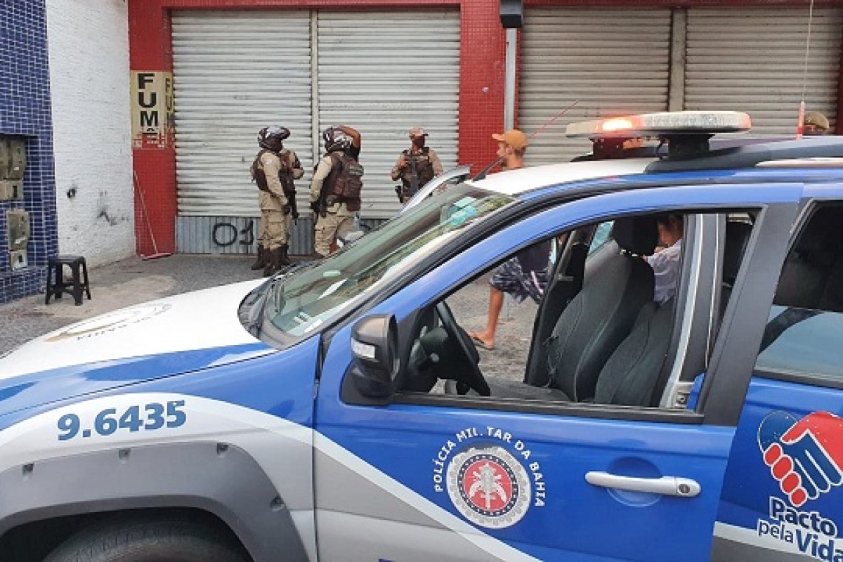 Homem é morto com 11 tiros em Feira de Santana