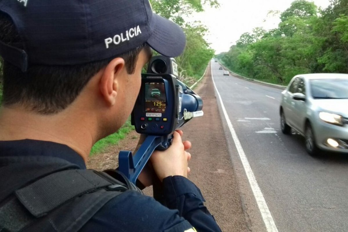 Está suspenso o uso de radares móveis nas rodovias federais