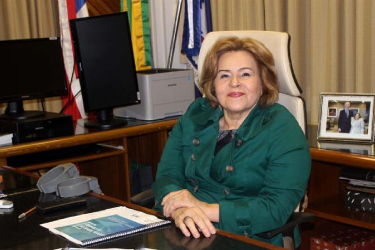 Desembargadora Maria Adna é afastada do TRT-BA