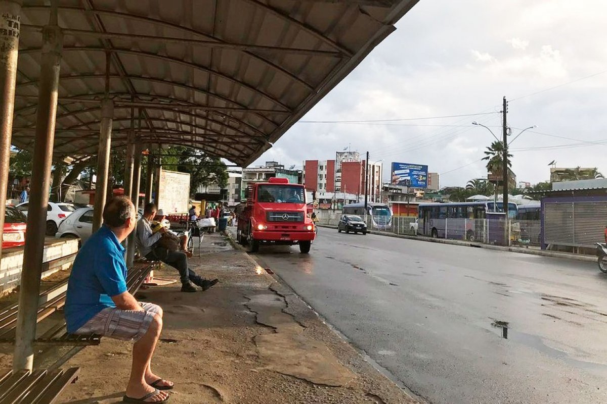 Prefeito de Itabuna assina contrato com empresa de transporte público
