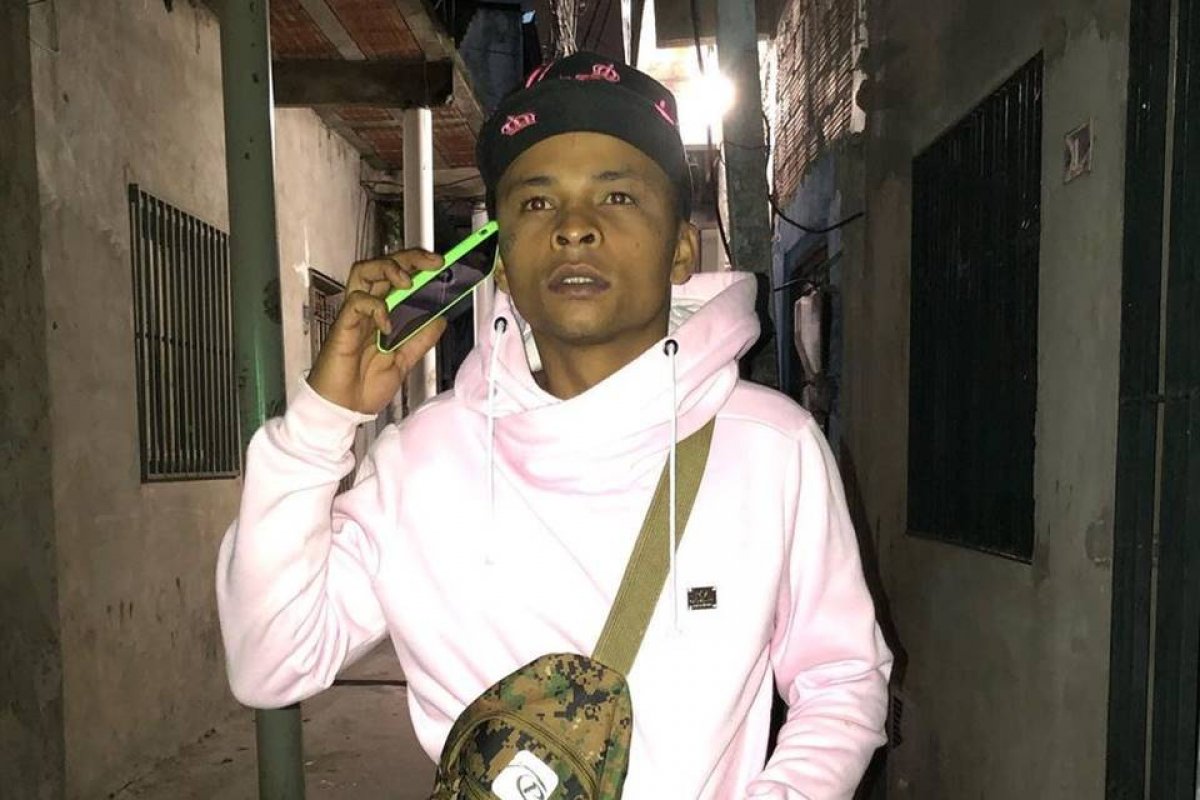 Sem noção! Ator é demitido da Netflix por não seguir protocolo contra Covid-19