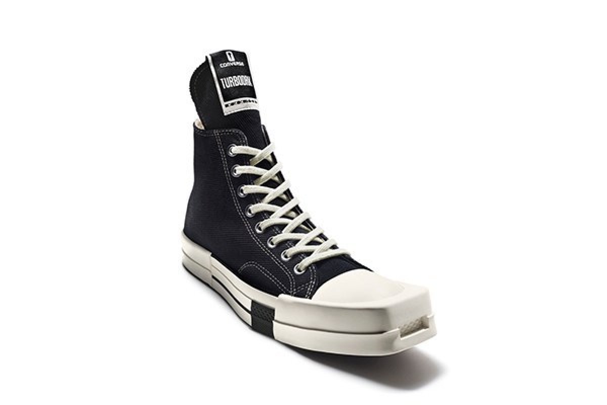 Uau! Rick Owens apresenta nova parceria com a Converse