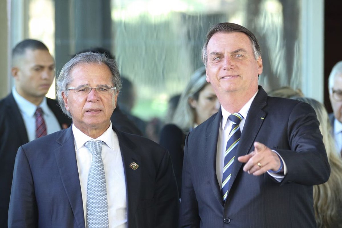 Governo não decide sobre aprovar imposto de renda, diz Receita Federal