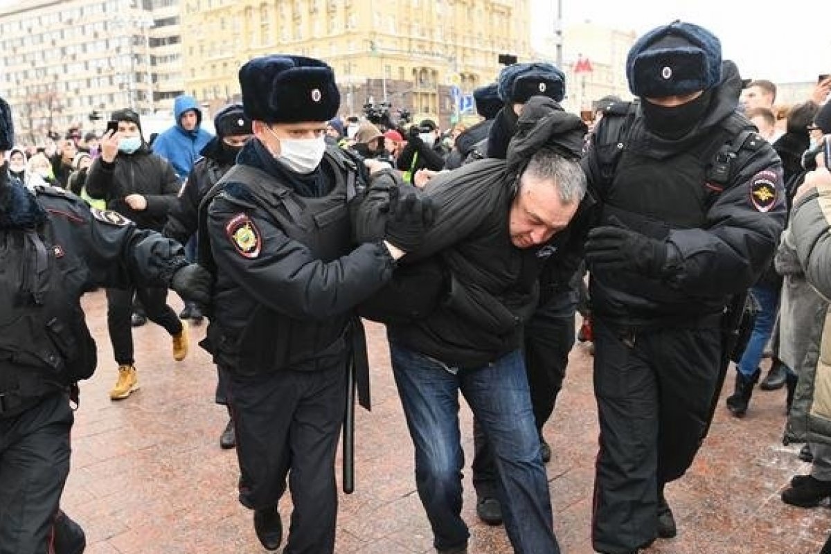 Centenas de manifestantes são presos na Rússia em protestos de apoio a Alexei Navalny