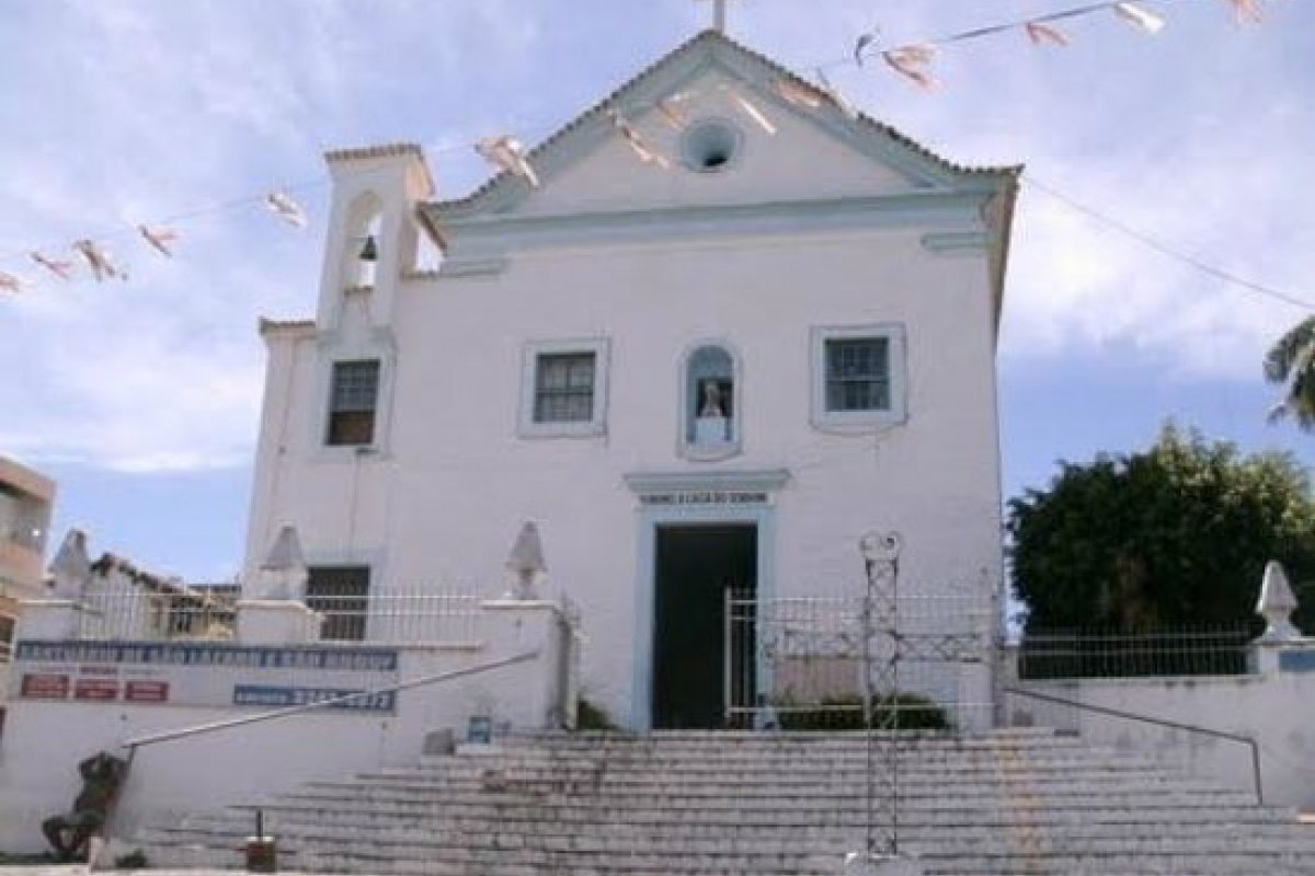 Fiéis celebram São Roque nesta sexta-feira (16)