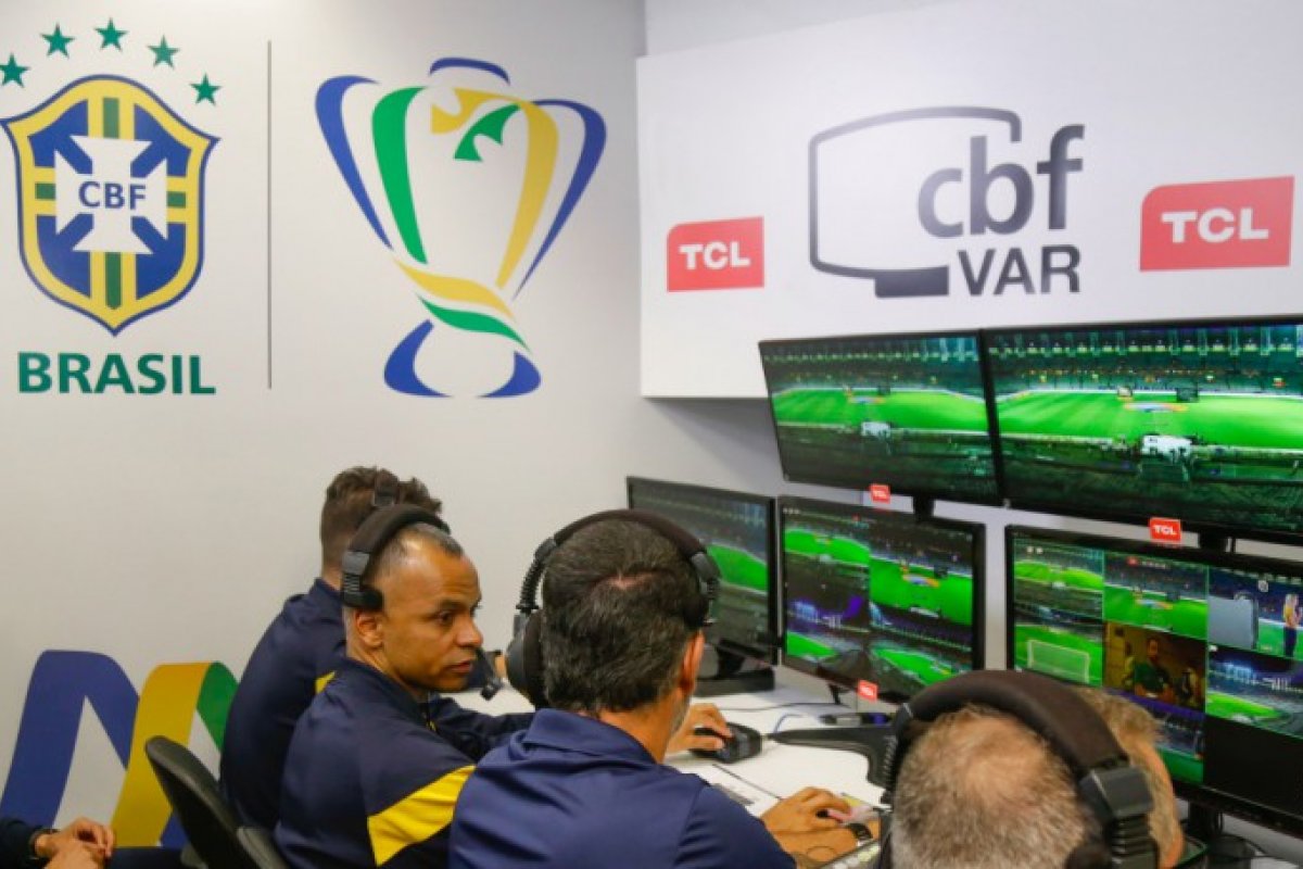 CBF deseja realizar mudanças no VAR