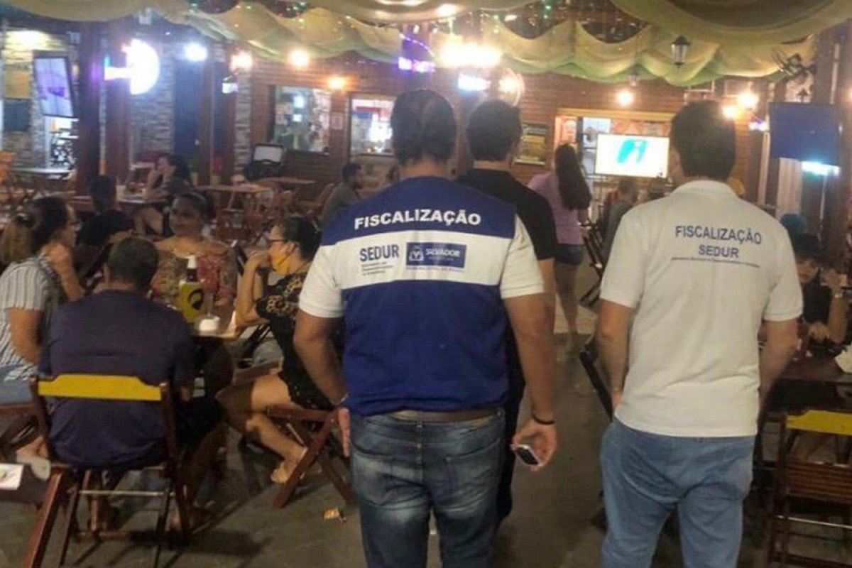 Covid-19: Treze estabelecimentos de Salvador são interditados no fim de semana