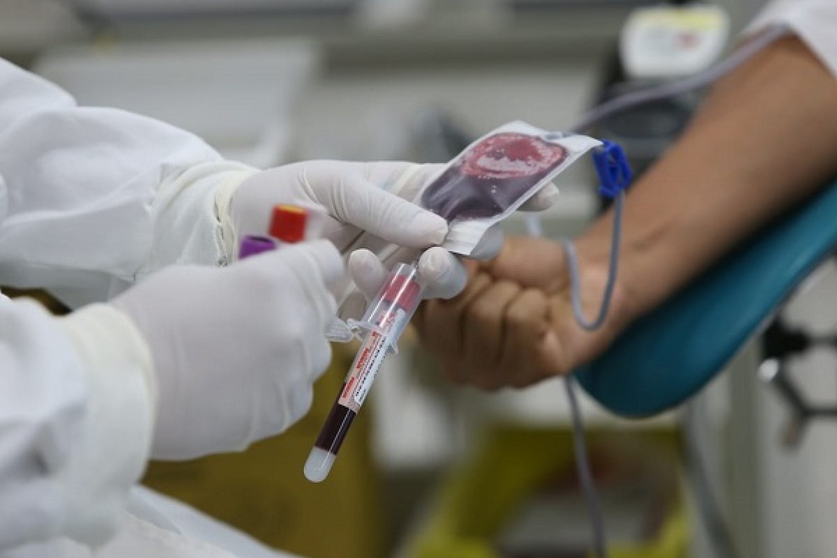 Estoque de sangue dos tipos O-, A-, e B- estão quase em falta, em Salvador