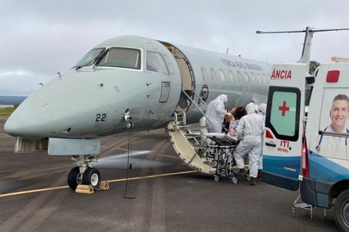 Pazuello estima transferência de 1,5 mil pacientes de Manaus