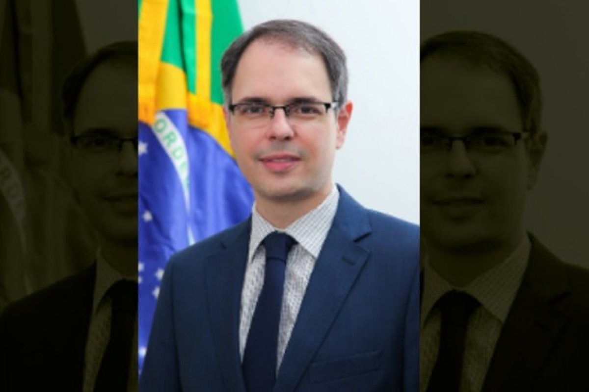 Secretário de Comunicações, Artur Coimbra deixa cargo
