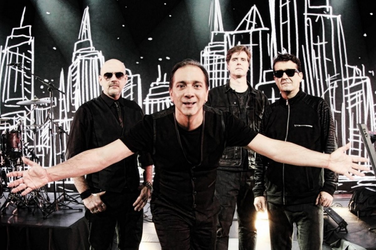 Banda Biquini Cavadão faz show em Salvador 