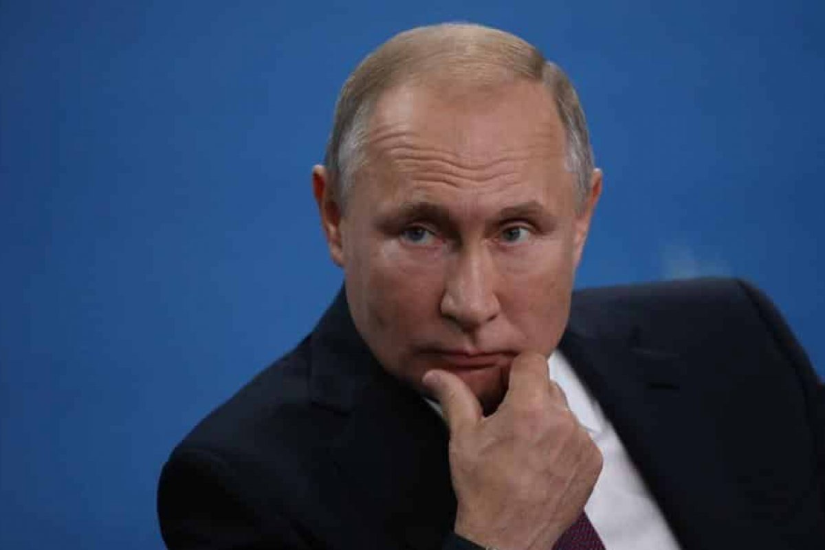 Presidente da Rússia celebra extensão de acordo nuclear com os Estados Unidos